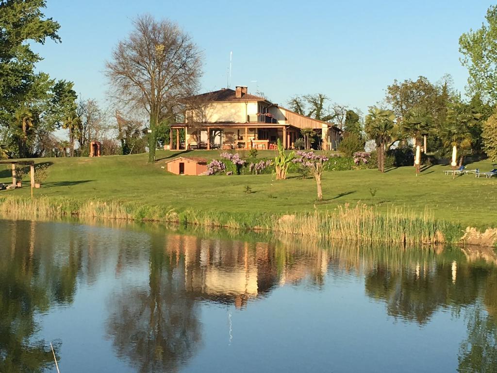 Agriturismo Zio Michele Hotel Изола дела Скала Екстериор снимка