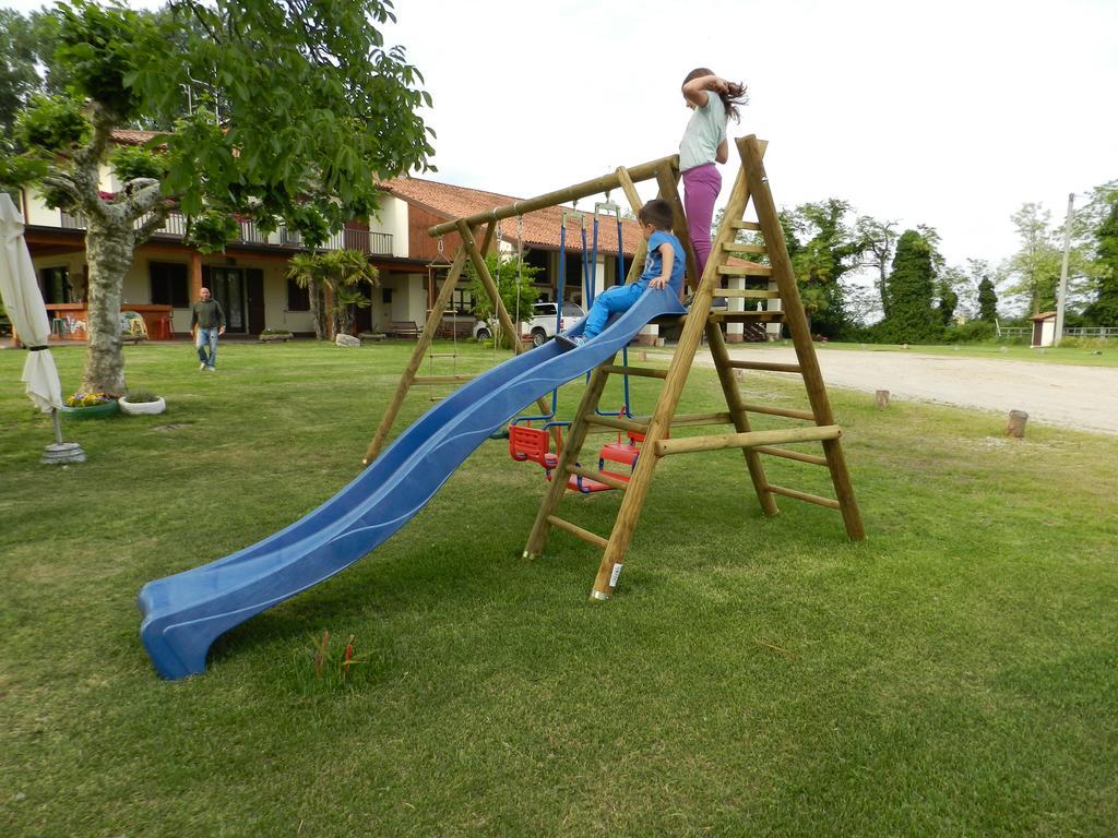 Agriturismo Zio Michele Hotel Изола дела Скала Екстериор снимка
