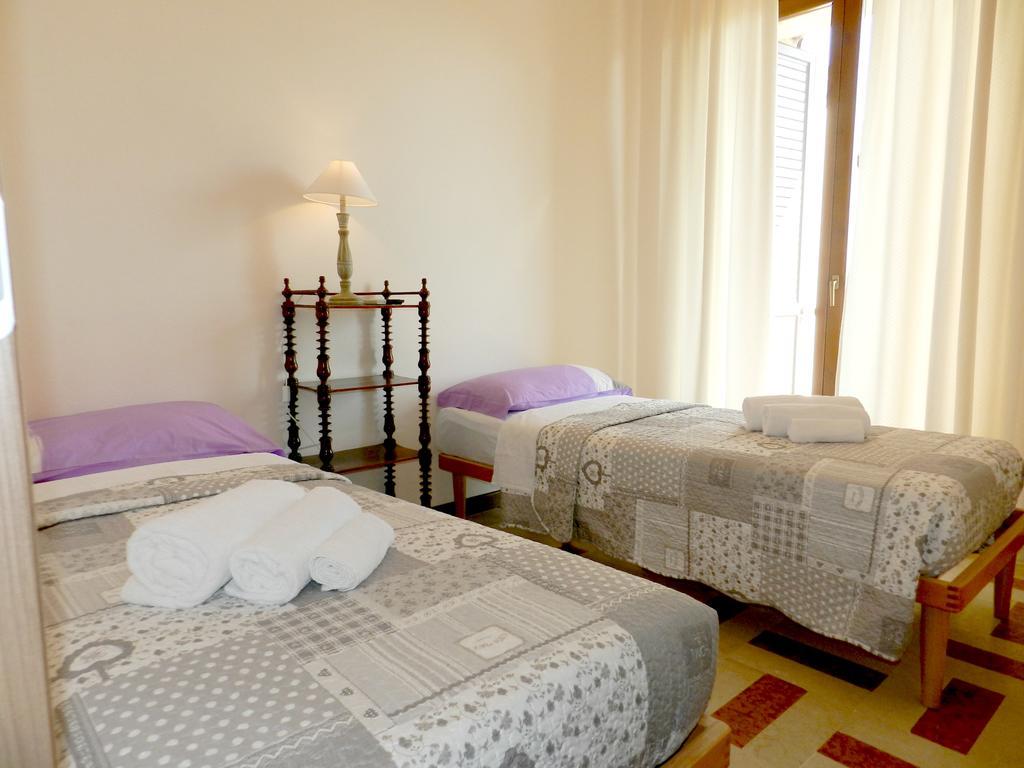 Agriturismo Zio Michele Hotel Изола дела Скала Екстериор снимка